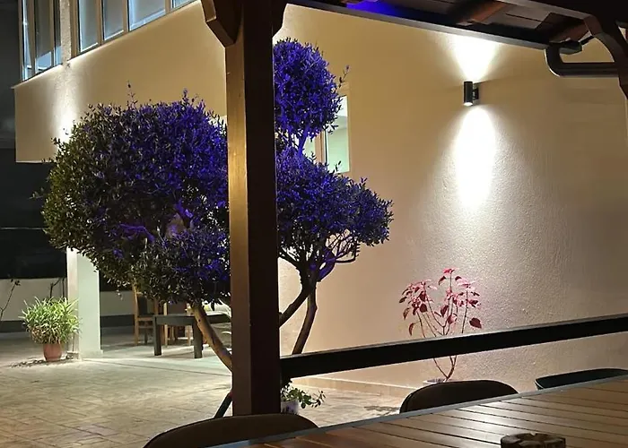 Flat In - Modern & Cozy Tirana